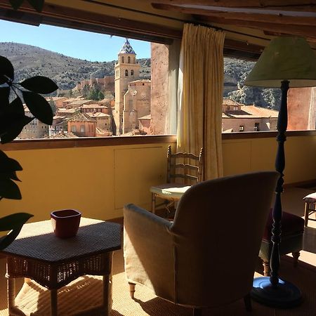 Casa De Santiago Guest House Albarracin Exterior photo