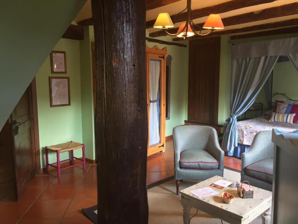 Casa De Santiago Guest House Albarracin Exterior photo