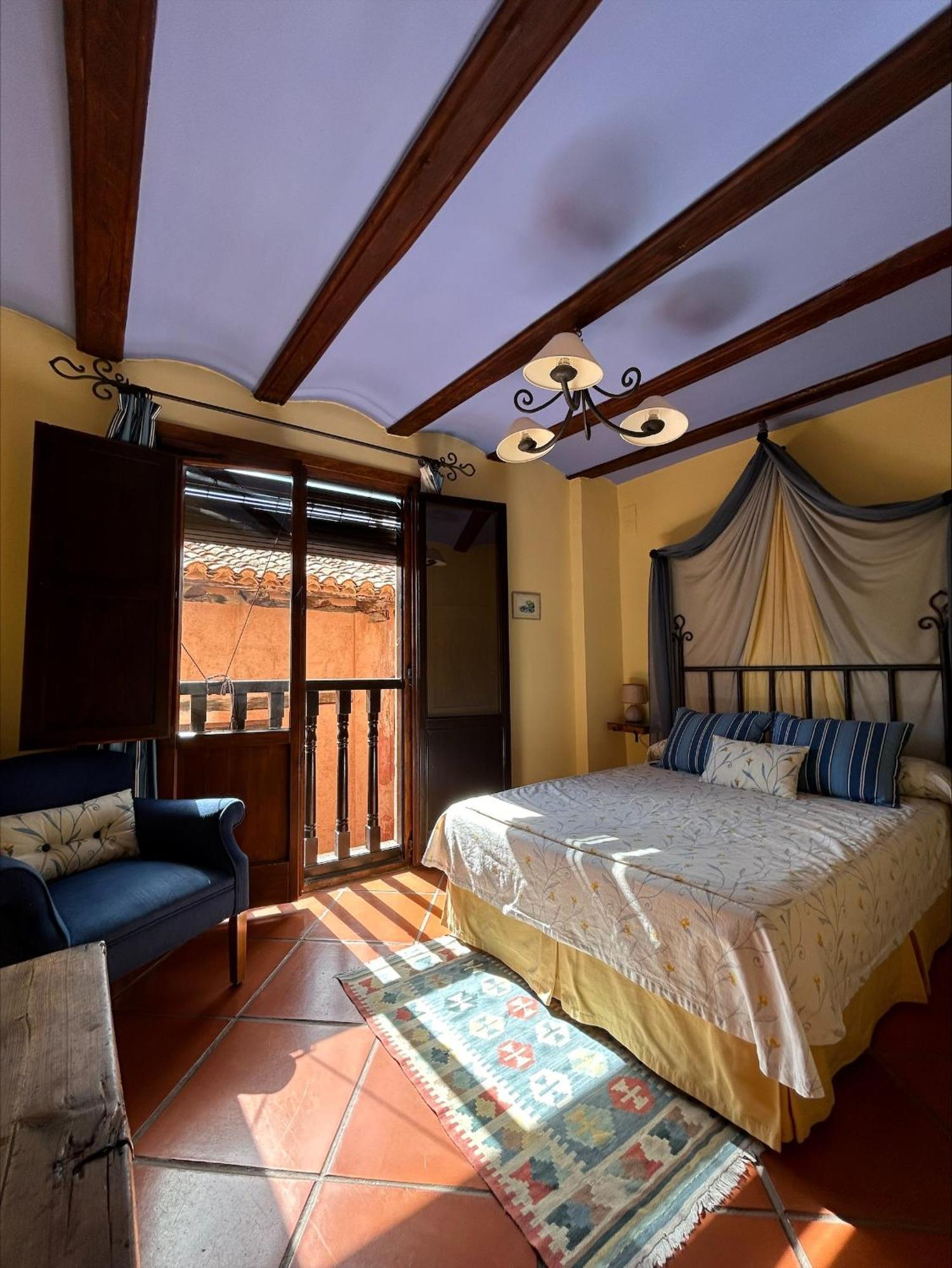 Casa De Santiago Guest House Albarracin Exterior photo